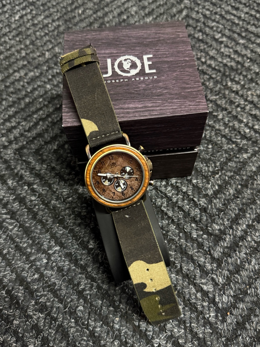 Joseph Abboud Brown Wood-Accent Chronograph with Green Camouflage Strap